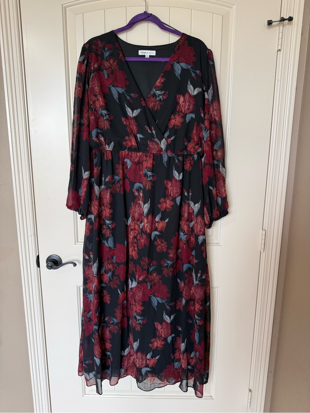 Robbie Bee Black Dress with Burgundy and Gray Floral Accents Size 18
